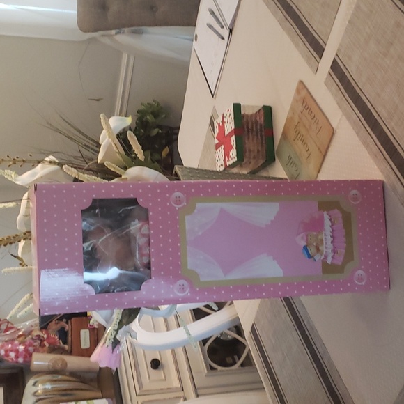 Guessbelly Doll - Picture 13 of 16